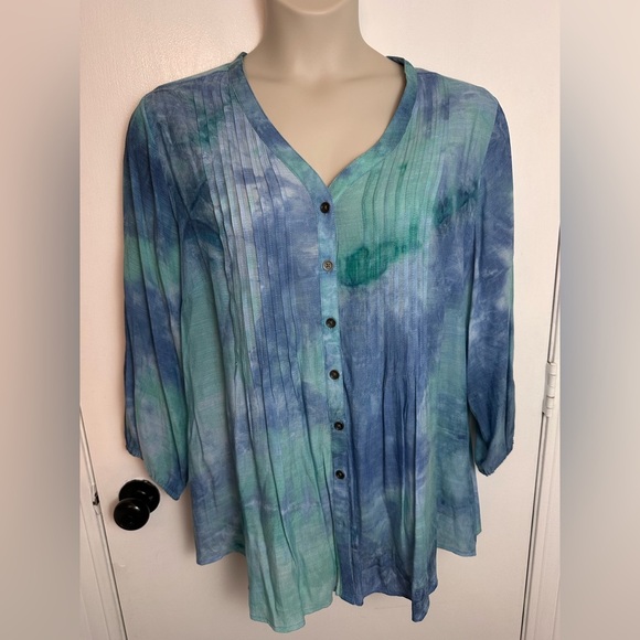 Women's watercolor long sleeve Button Up Blouse Pleated detailing 3X #1629 - Picture 1 of 10